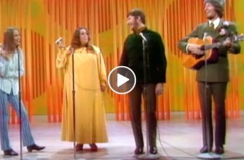 The Mamas & The Papas – Creeque Alley