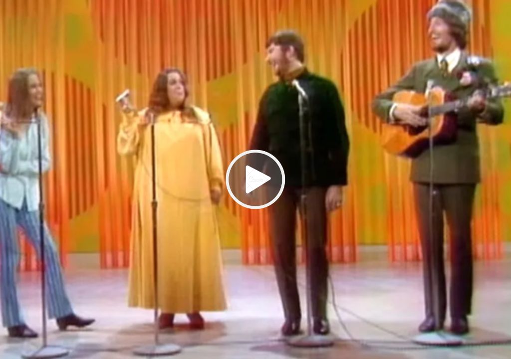 The Mamas & The Papas – Creeque Alley