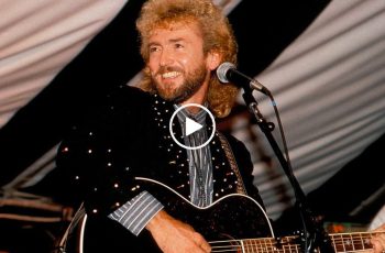 Keith Whitley – When You Say Nothing at All