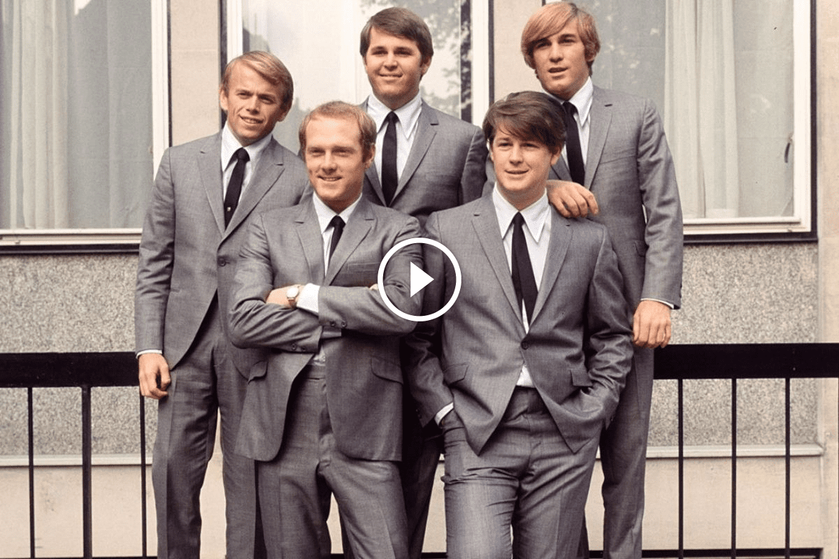 The Beach Boys – California Girls (with lyrics)