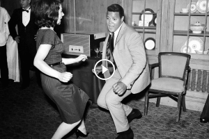 Chubby Checker – Let’s Twist Again