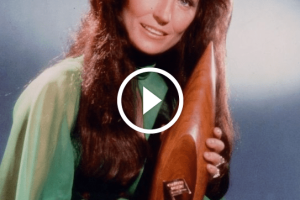 Loretta Lynn – You Ain’t Woman Enough (To Take My Man) (1966)