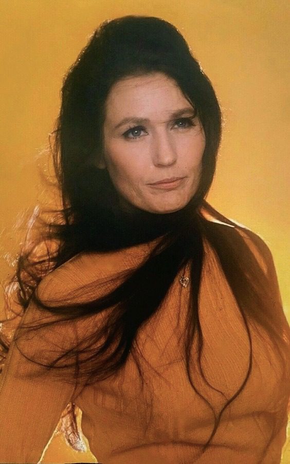 Loretta Lynn – Don’t Come Home A-Drinkin’