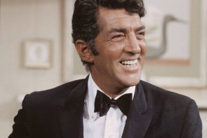 Drowning Sorrows in Song: Dean Martin’s “Little Ole Wine Drinker Me” (1967)