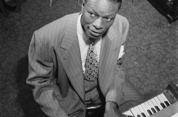 Nat King Cole – Autumn Leaves