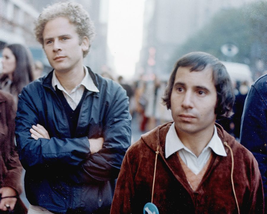 Simon & Garfunkel – Bridge Over Troubled Water