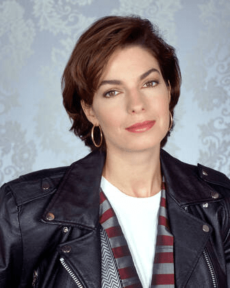 Sela Ward: A Journey of Talent, Resilience, and Philanthropy in Hollywood