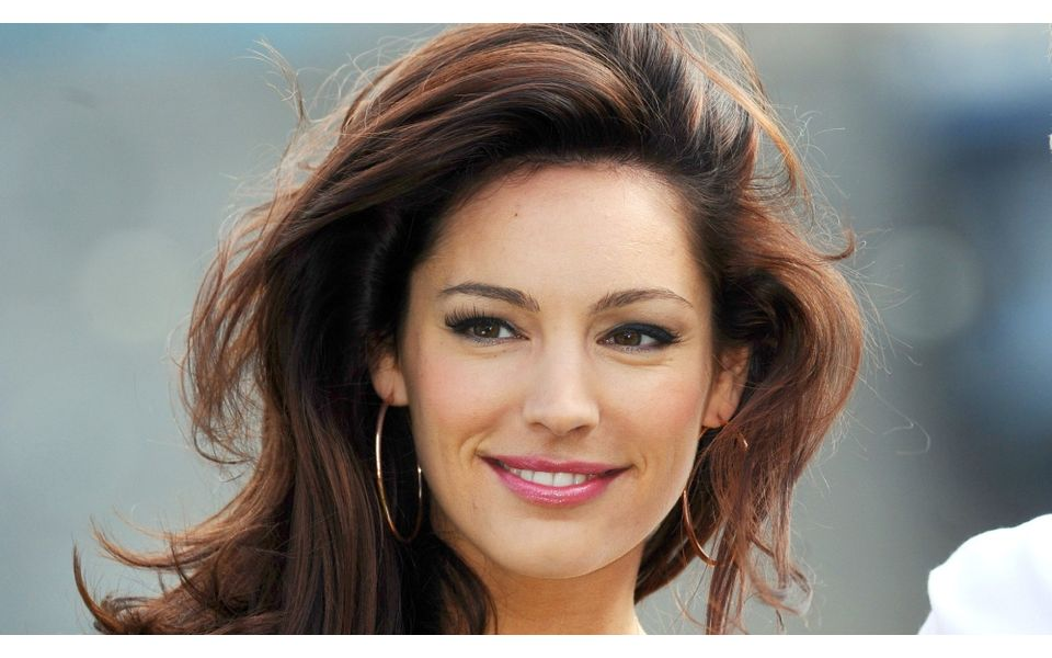 Kelly Brook: From Rising Star to Icon of Versatility and Success