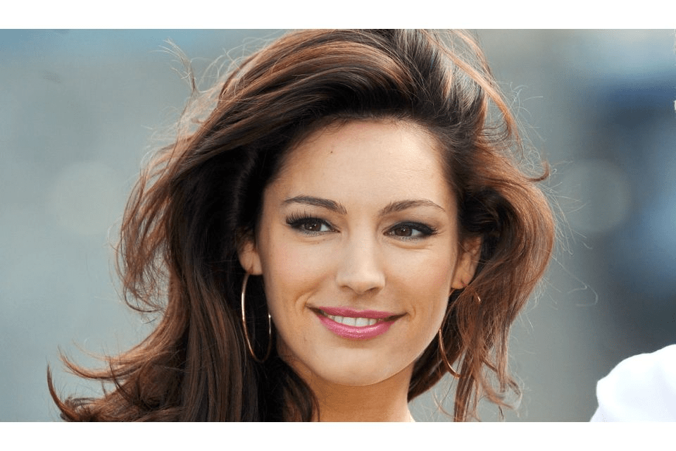 Kelly Brook: From Rising Star to Icon of Versatility and Success