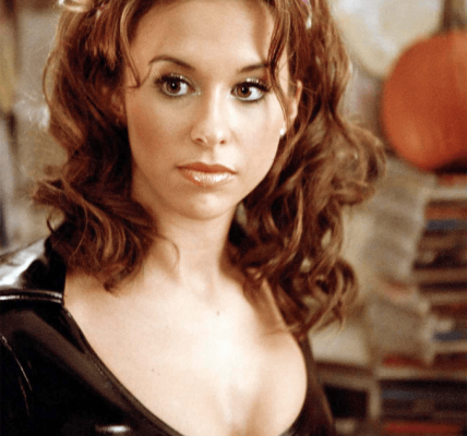 Why Lacey Chabert’s Role in Mean Girls Is Still Iconic Today